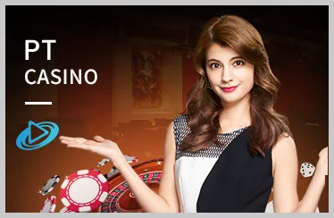 Cảnh dưới biển với người chơi bắn cá và các loài cá